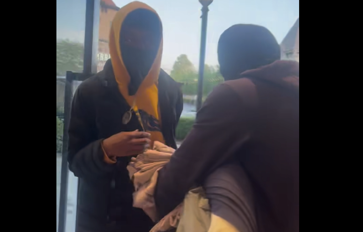 Lululemon Employees Fired After Calling Cops On Robbers