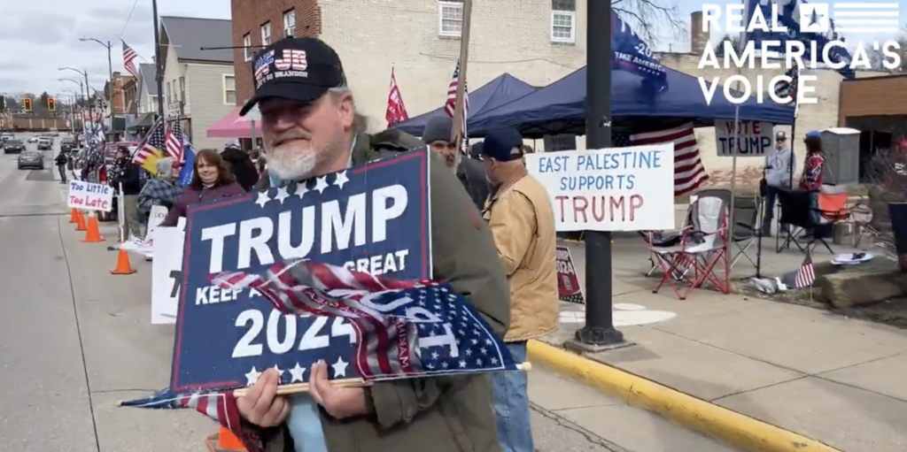 Too Little Too Late East Palestine Residents Torch Biden Show Their Support For Trump The 4988