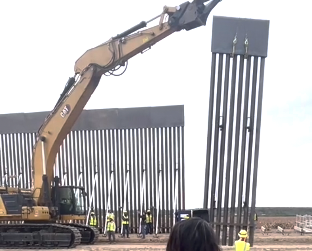Texas Installs New Border Wall Section In Honor Of 12-Year-Old Jocelyn ...