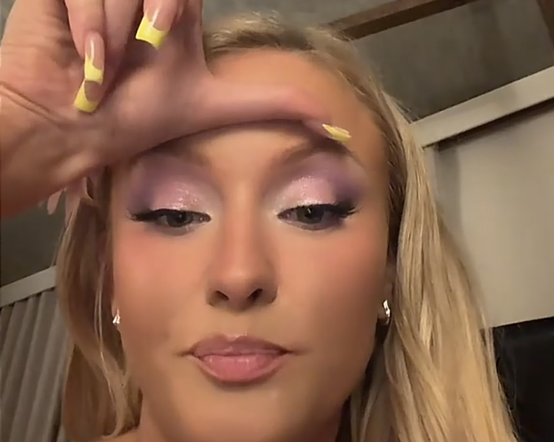 Another Angry Pop Star Goes on Berserk Anti-Trump, Anti-ICE Tirade